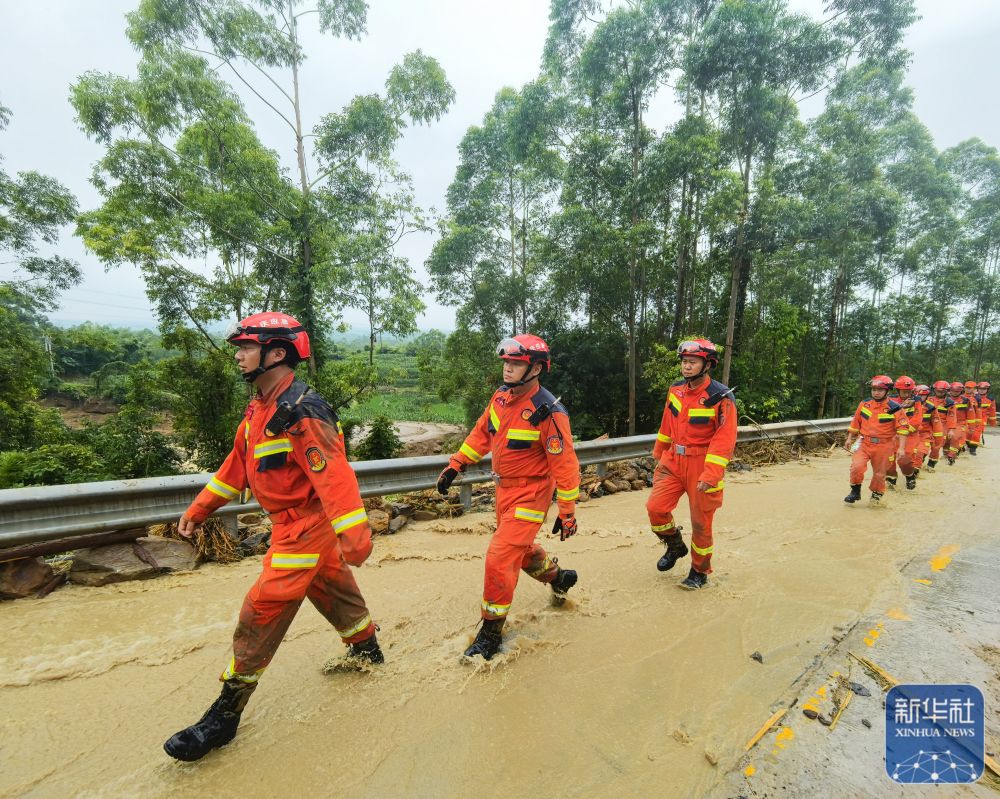 重庆永川暴雨已致1人死亡17人失联