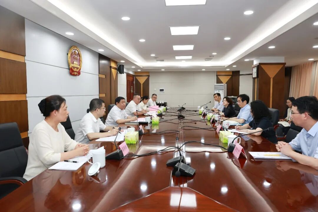 省检察院召开树立和践行正确政绩观学习教育征求意见建议座谈会