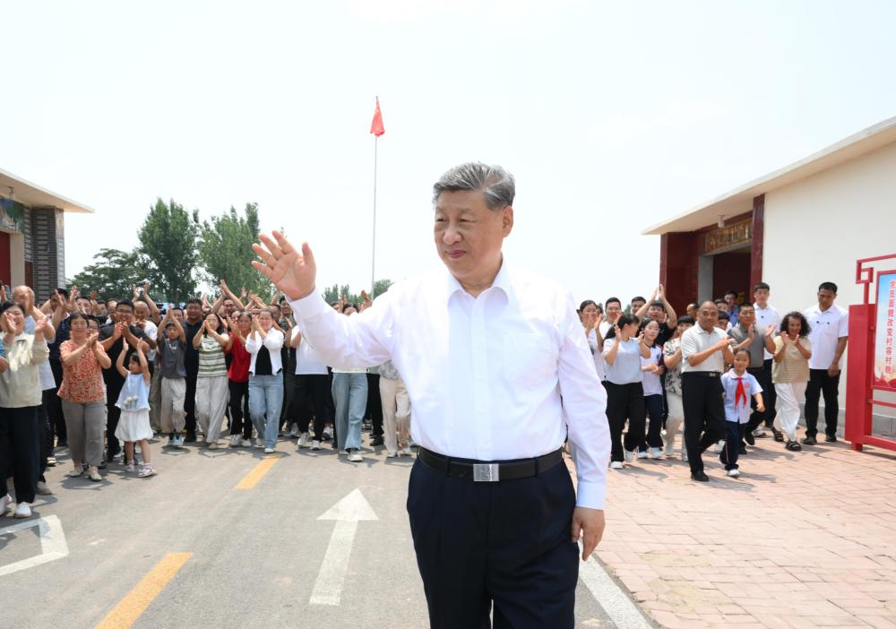 https://img-xhpfm.xinhuaxmt.com/News/202606/XxjpsgC000270_20260624_CBMFN0A011.jpg?x-oss-process=image/resize,w_1000/auto-orient,1/quality,Q_80