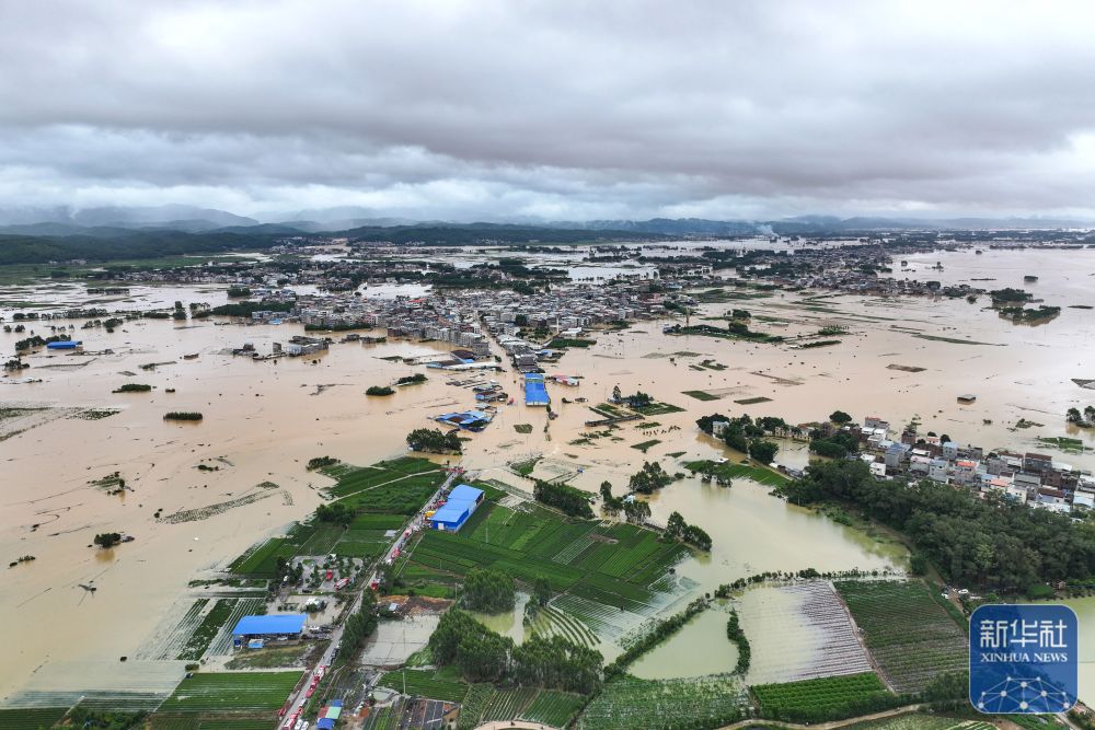 广西南宁多个水库出现险情 当地正组织转移群众