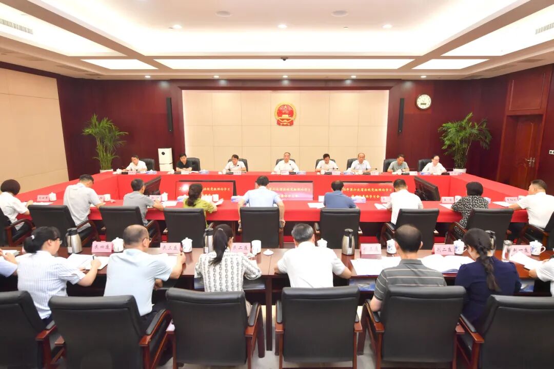 江西高院举行党组理论学习中心组集体学习