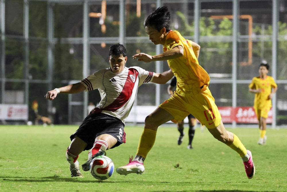 上海明日之星冠军杯：U17国足晋级决赛